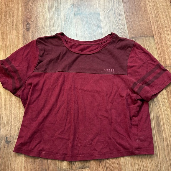 Burgundy T-shirt crop top - Picture 1 of 1